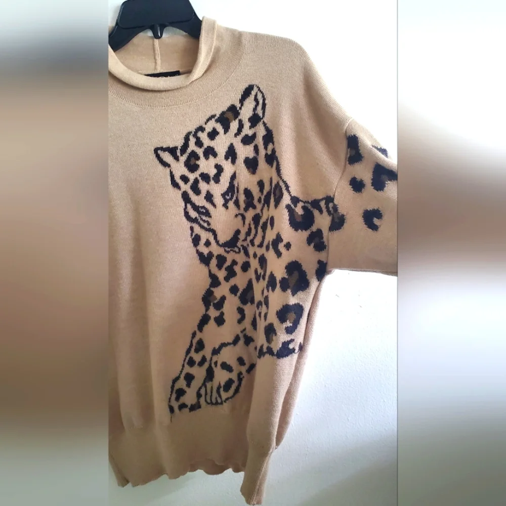 ESCADA - size 38/S- Vintage sweater with Leopard knit graphic - Picture 5 of 11